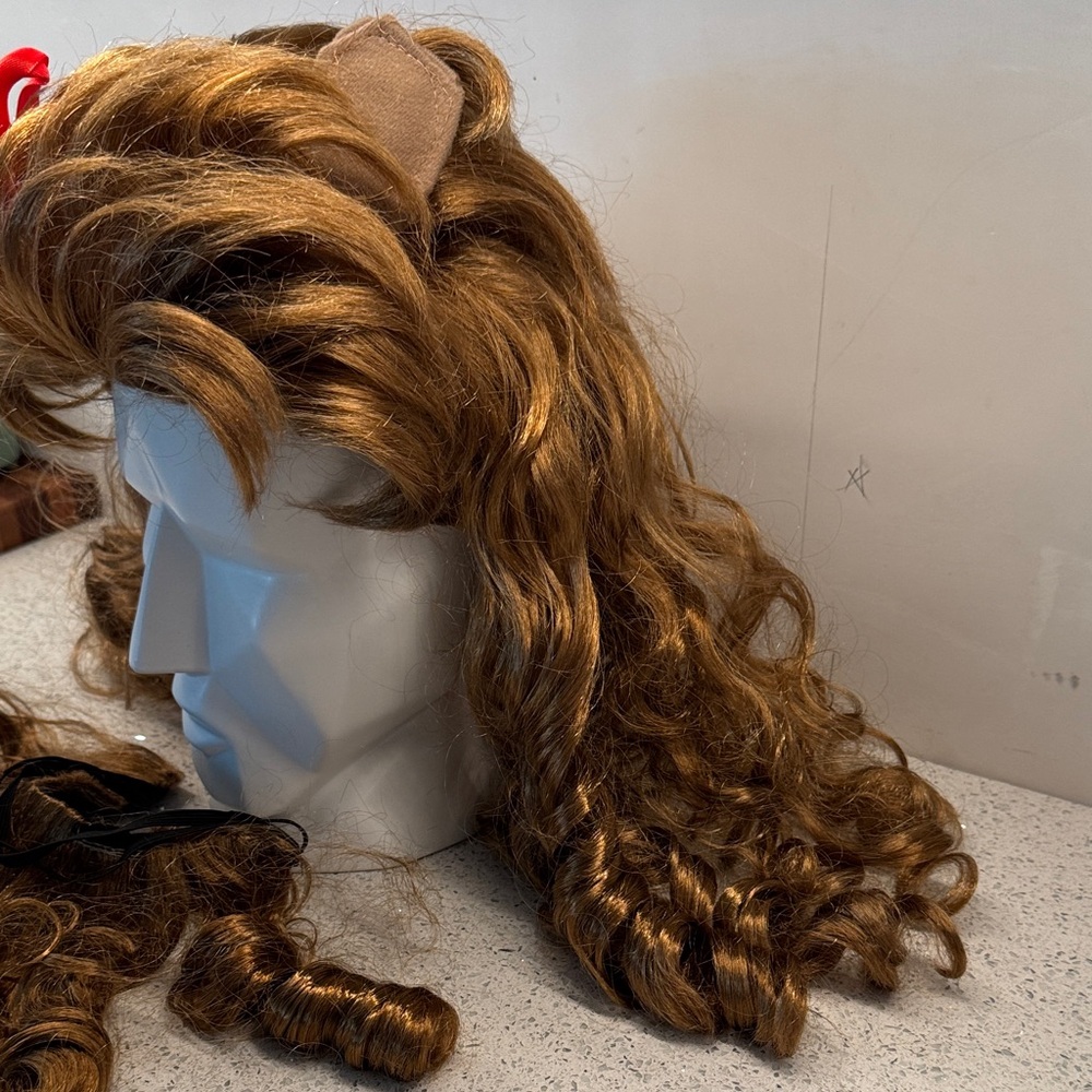 Cowardly Lion Curly Hair Wig with Red Bow along with beard costume - Picture 4 of 6